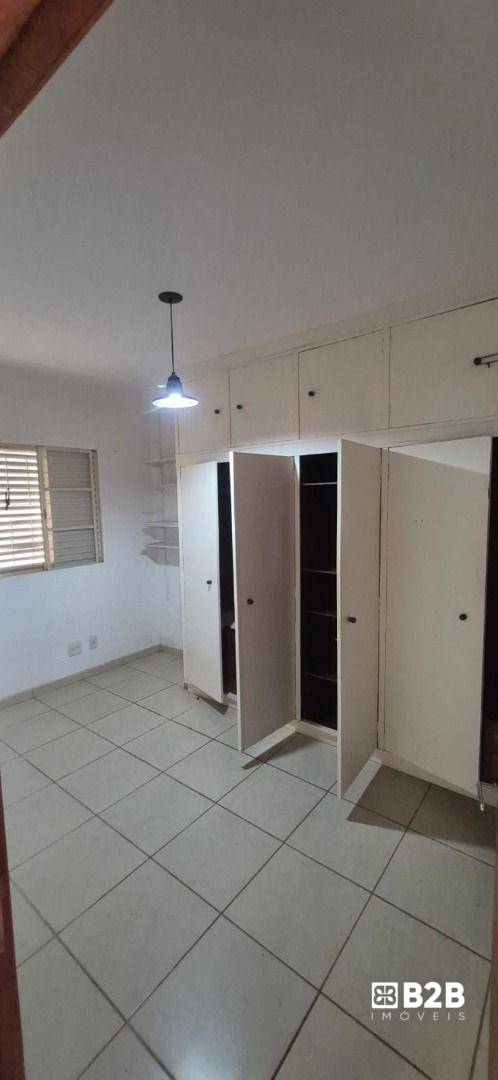 Chácara, 3 quartos, 1120 m² - Foto 4