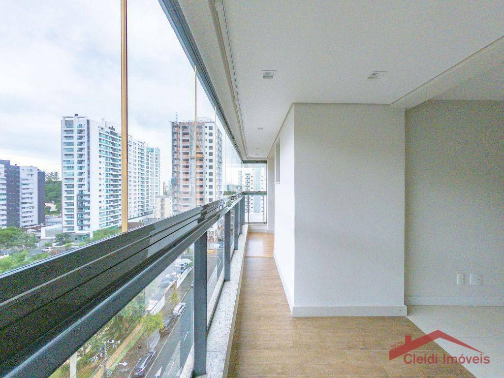 Apartamento à venda com 2 quartos, 76m² - Foto 13