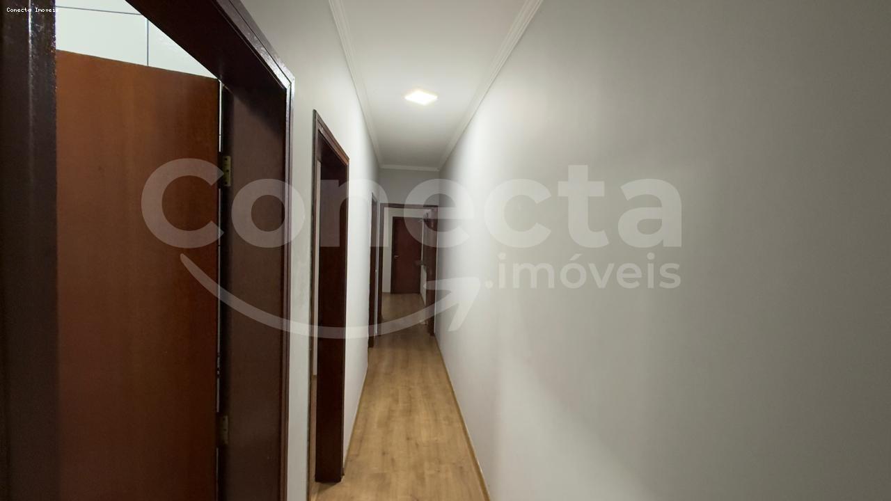 Casa à venda com 3 quartos, 125m² - Foto 9