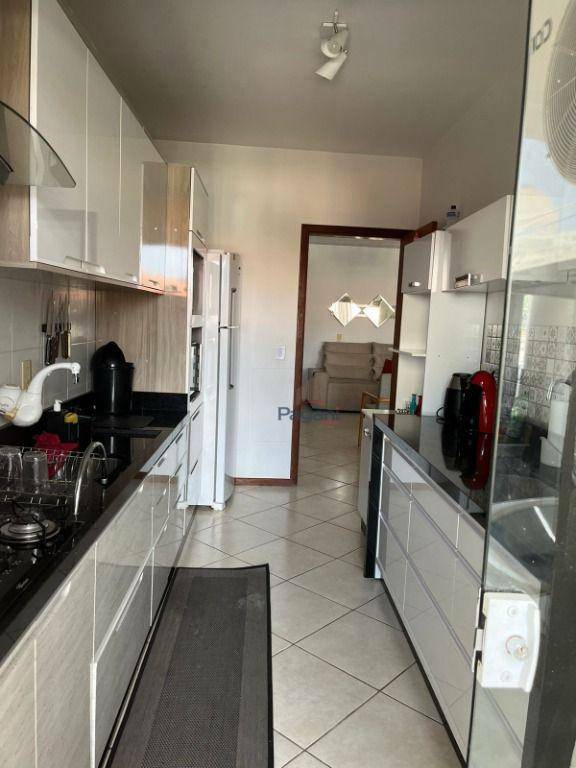 Apartamento à venda com 3 quartos, 150m² - Foto 32