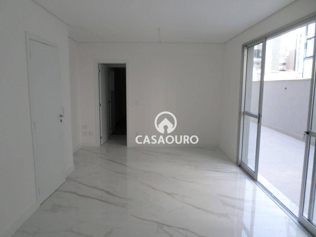 Apartamento à venda com 3 quartos, 119m² - Foto 3