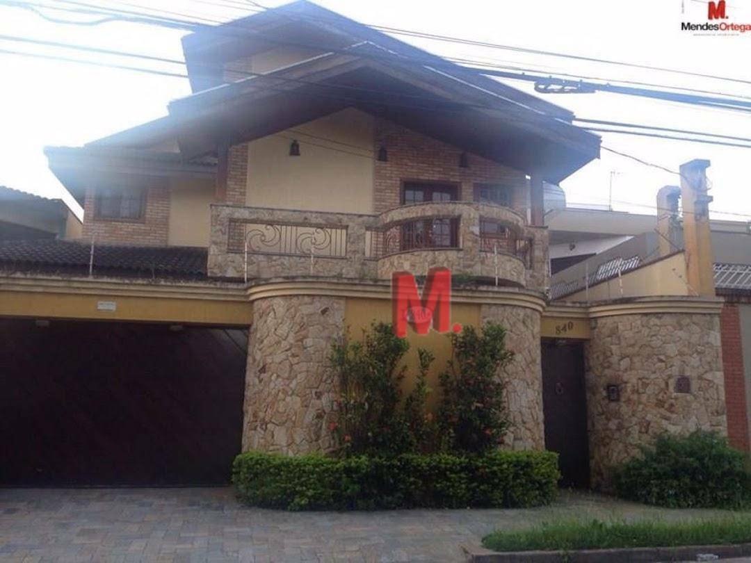 Casa à venda e aluguel com 3 quartos, 460m² - Foto 2