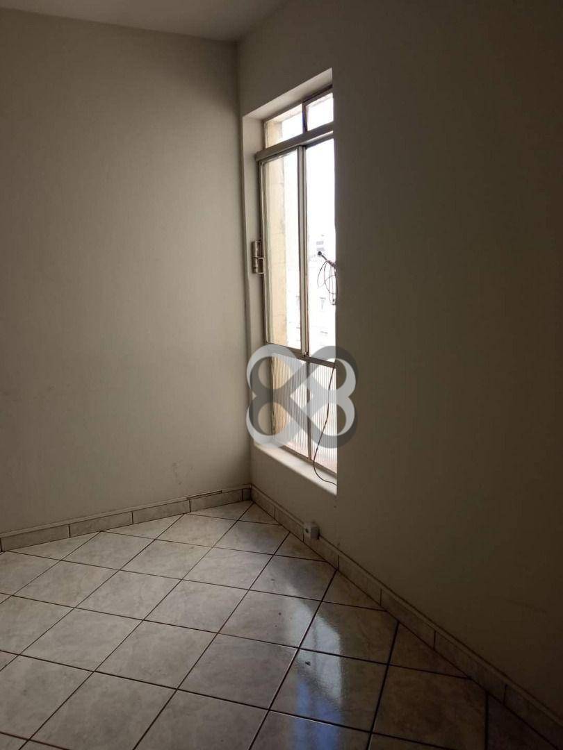 Apartamento à venda com 2 quartos, 69m² - Foto 13