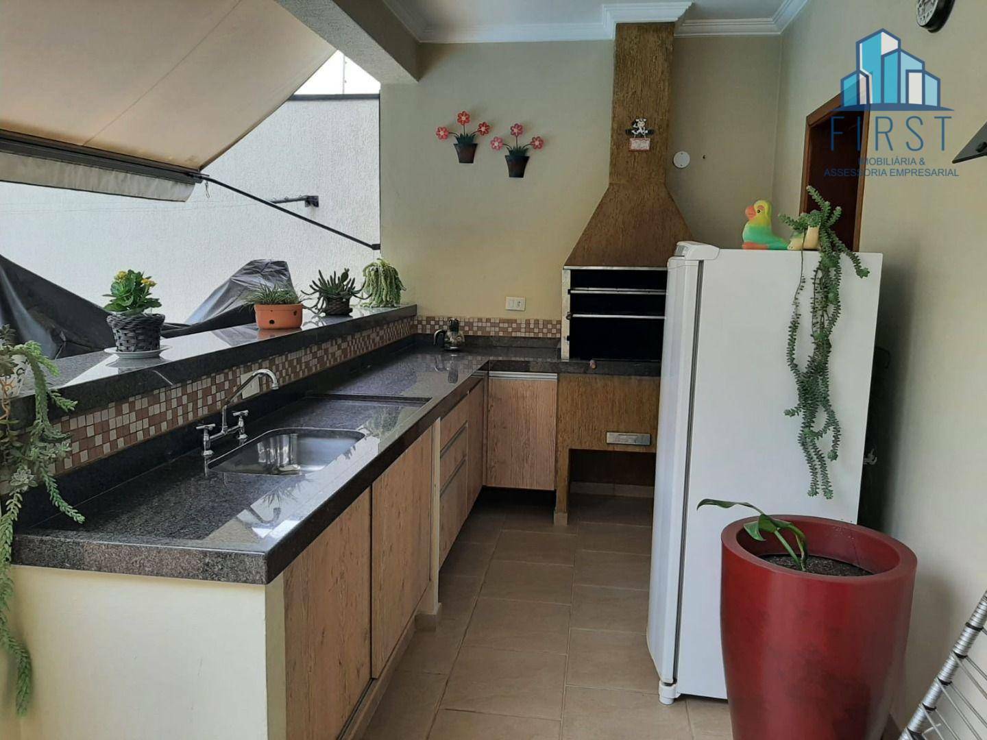 Casa à venda com 3 quartos, 270m² - Foto 29