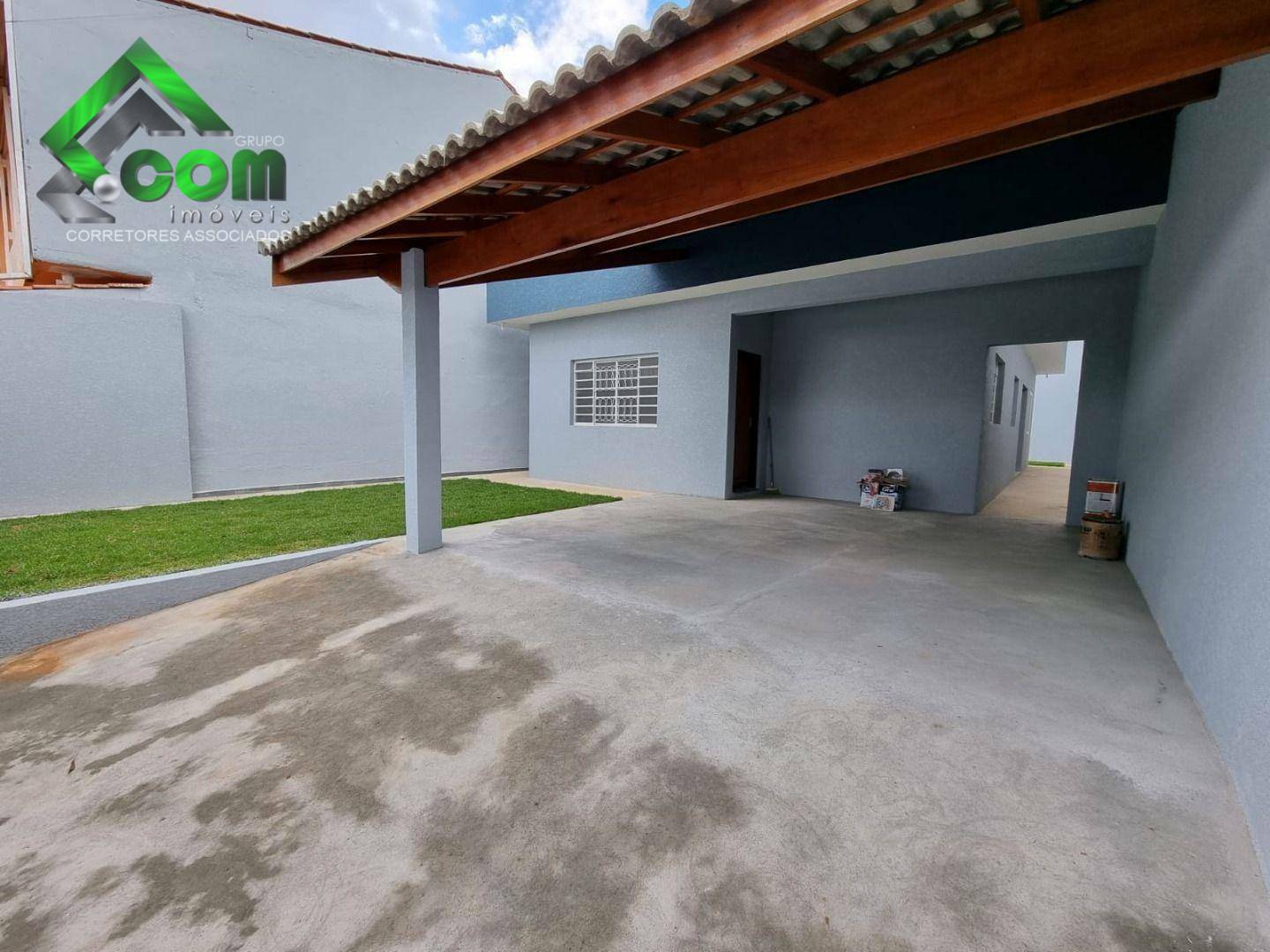 Casa à venda com 3 quartos, 120m² - Foto 2