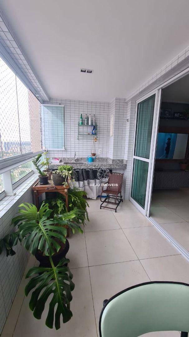 Apartamento à venda com 3 quartos, 121m² - Foto 4