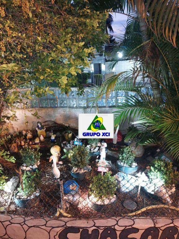 Chácara à venda com 4 quartos, 2150m² - Foto 19