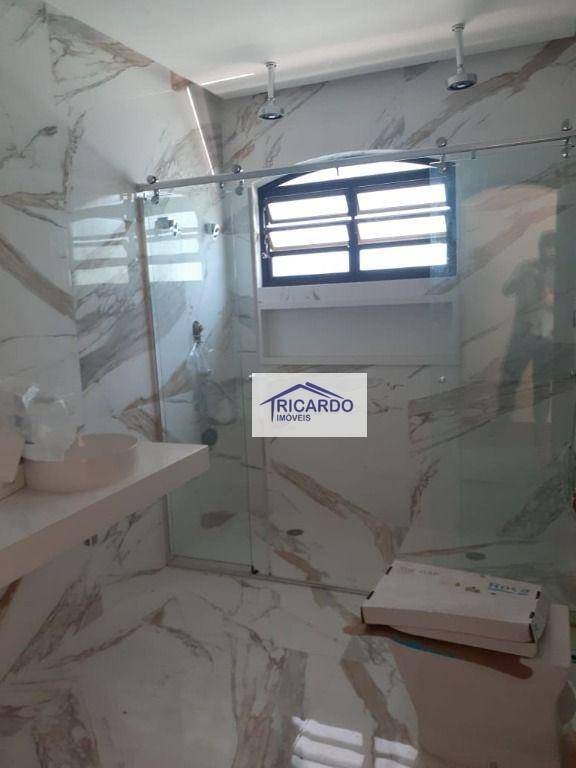 Sobrado à venda com 3 quartos, 300m² - Foto 31