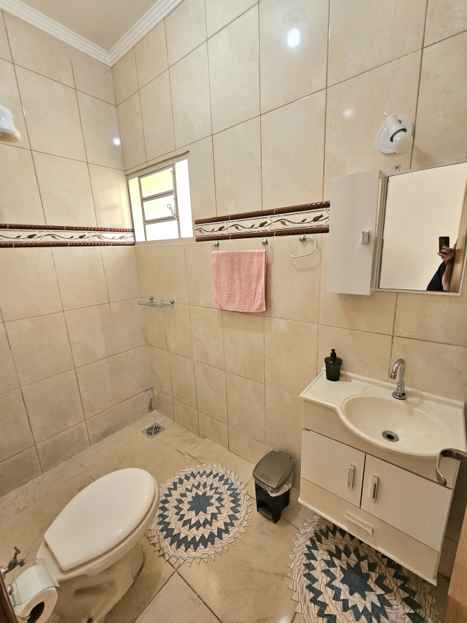 Casa à venda com 3 quartos, 150m² - Foto 2