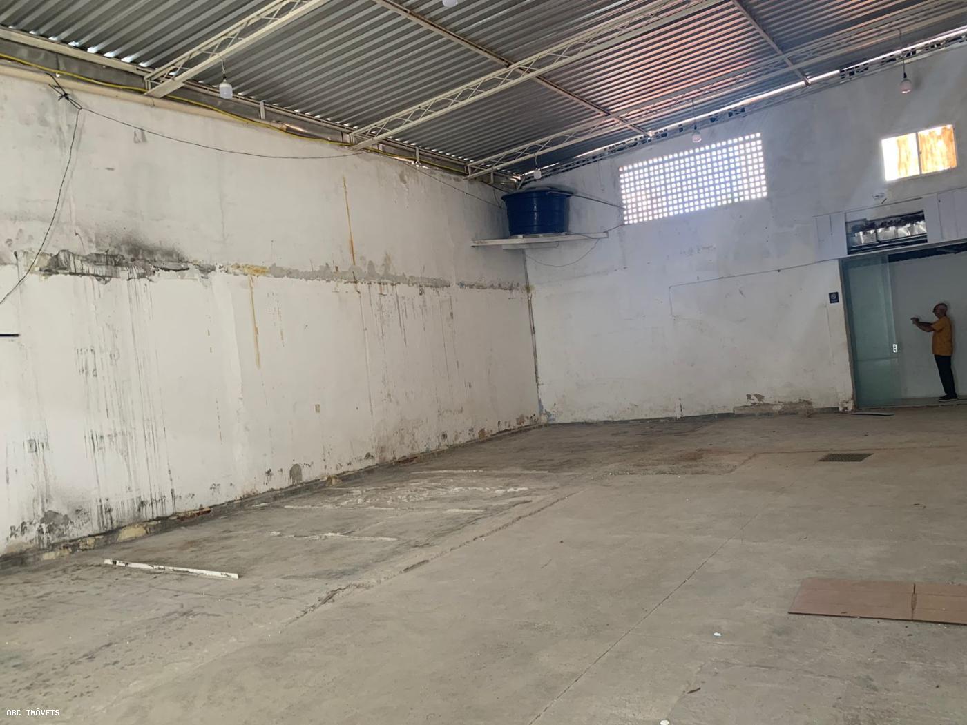 Depósito-Galpão-Armazém para alugar com 1 quarto, 300m² - Foto 2