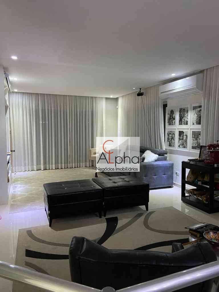 Sobrado à venda com 4 quartos, 311m² - Foto 2