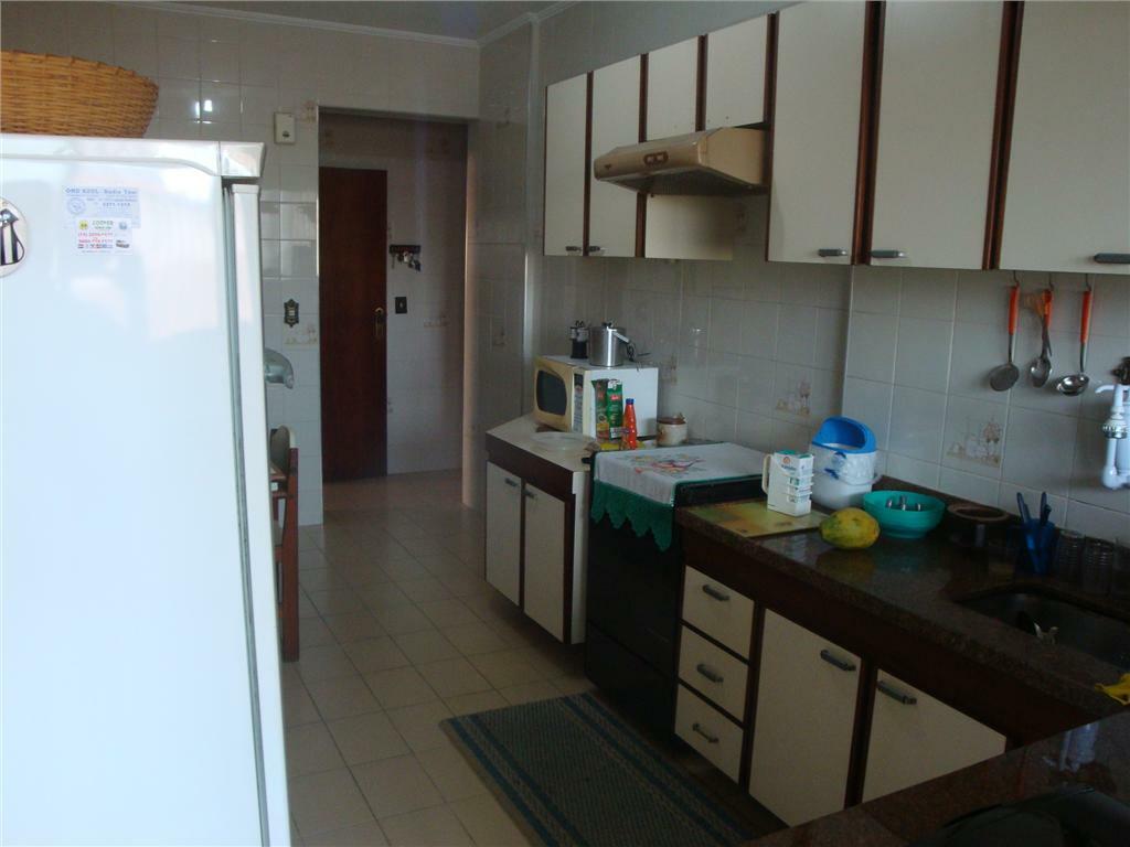 Apartamento à venda com 2 quartos, 130m² - Foto 20