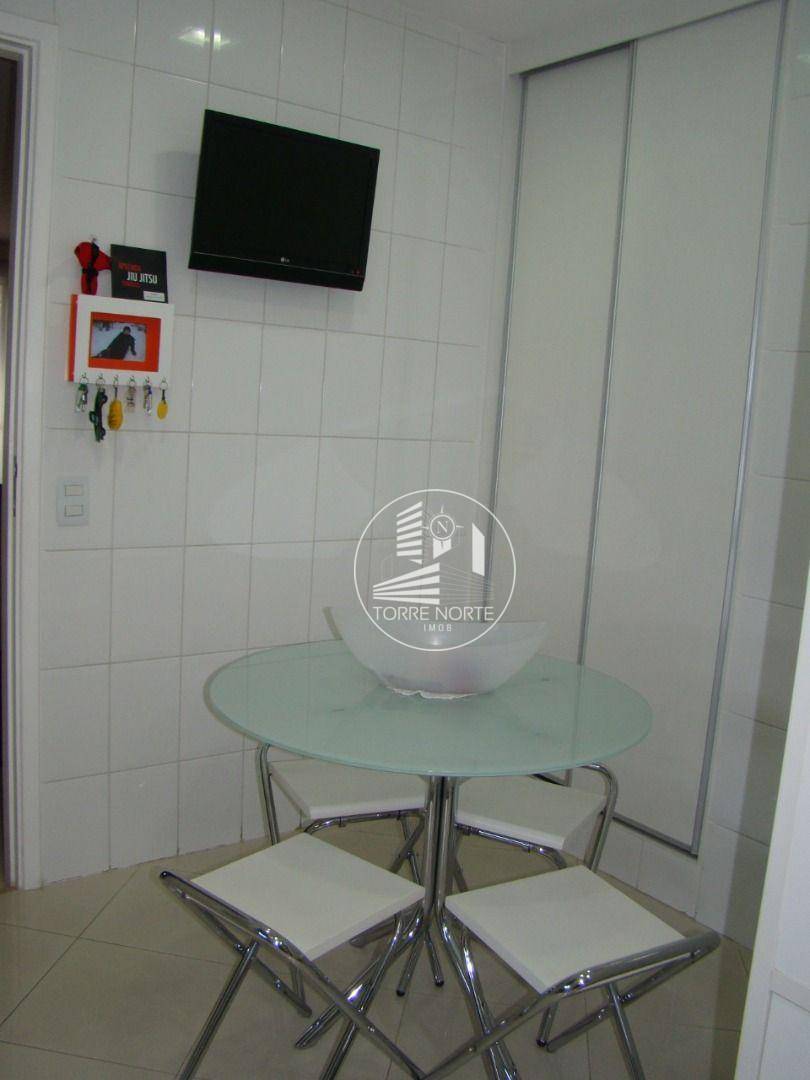 Apartamento à venda com 3 quartos, 118m² - Foto 17