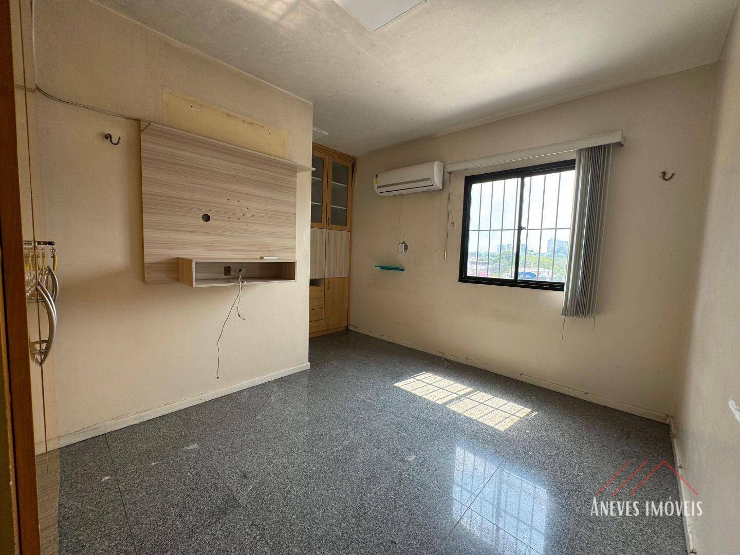 Apartamento à venda com 4 quartos, 205m² - Foto 23