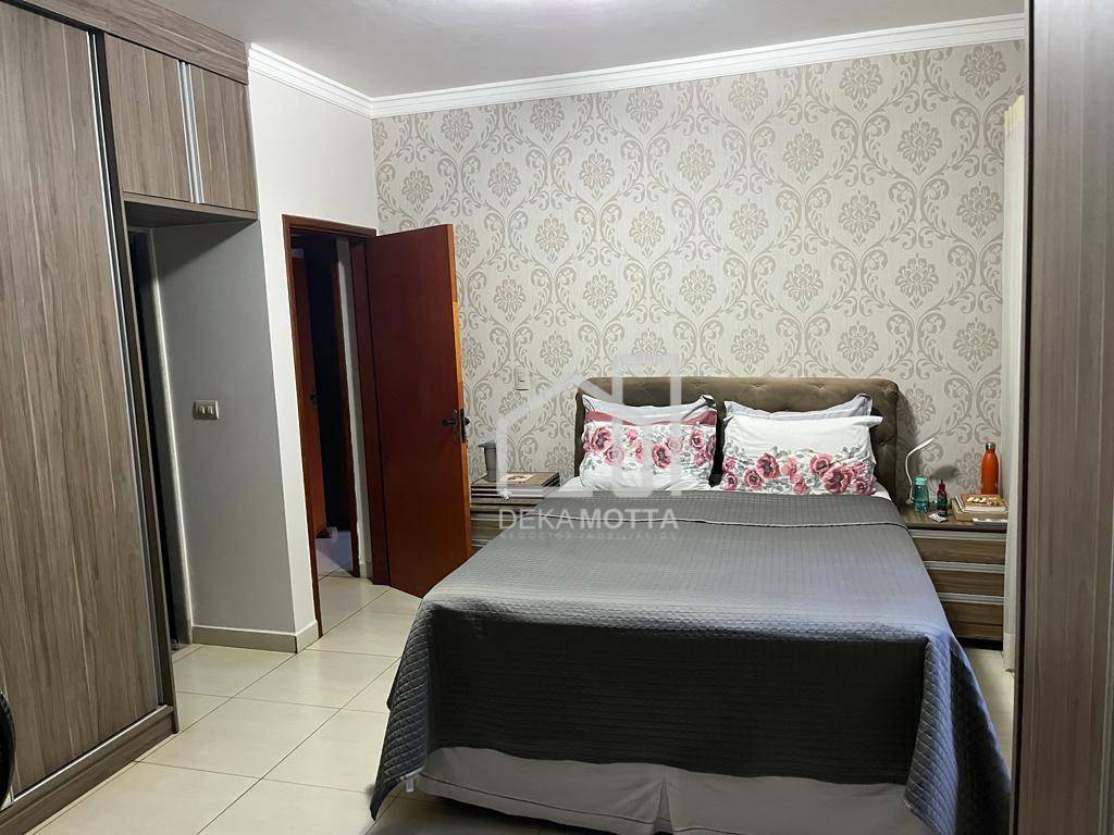 Casa à venda com 3 quartos, 300m² - Foto 23