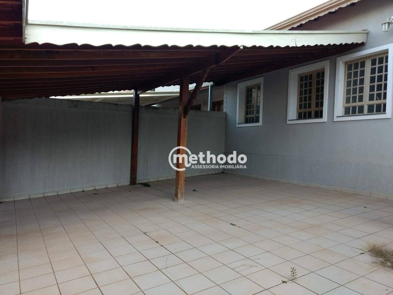 Casa à venda e aluguel com 3 quartos, 234m² - Foto 11