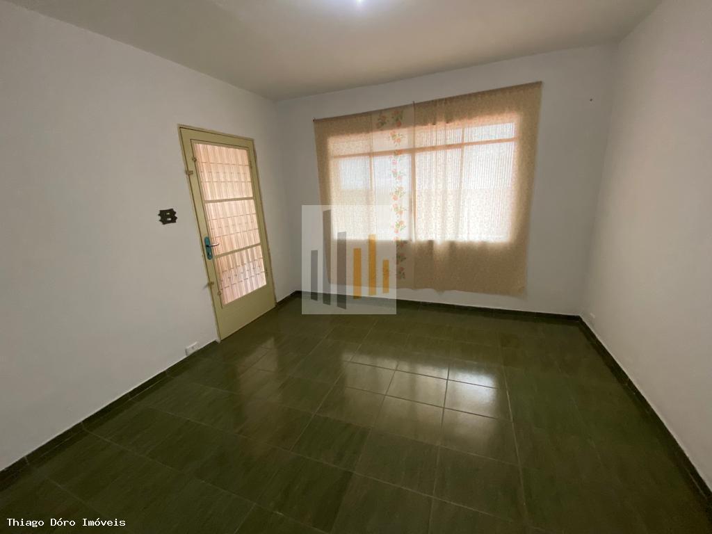 Casa à venda com 2 quartos, 500m² - Foto 37