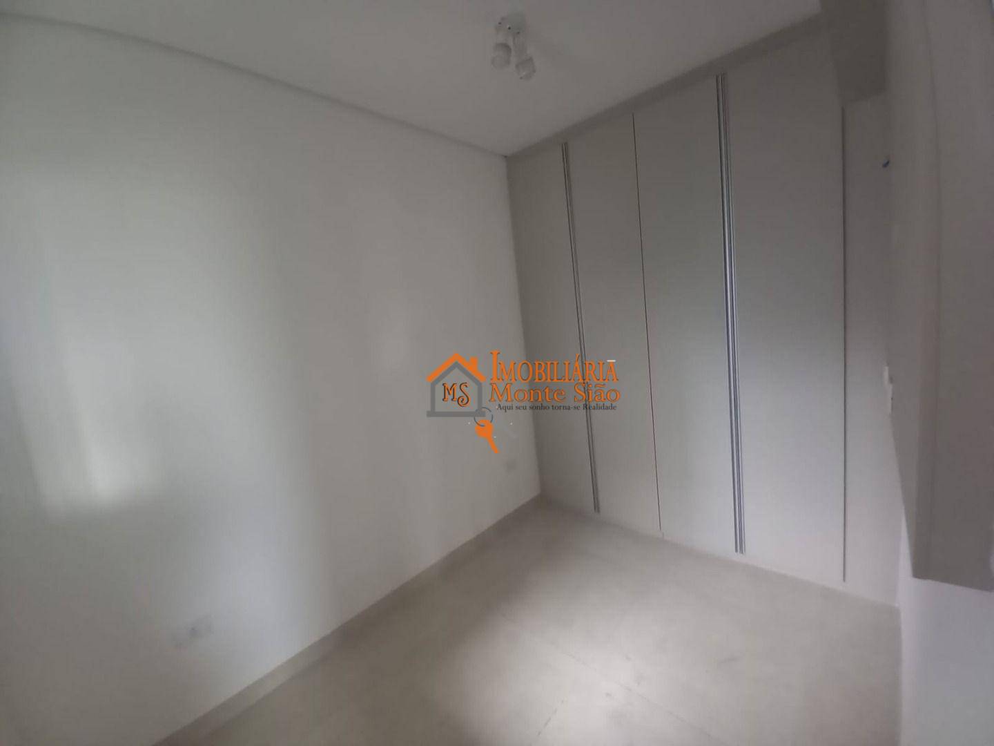 Apartamento à venda com 2 quartos, 40m² - Foto 16