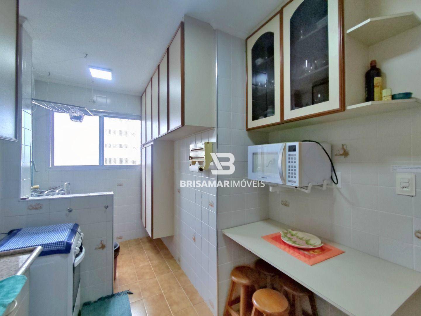 Apartamento à venda com 2 quartos, 70m² - Foto 13