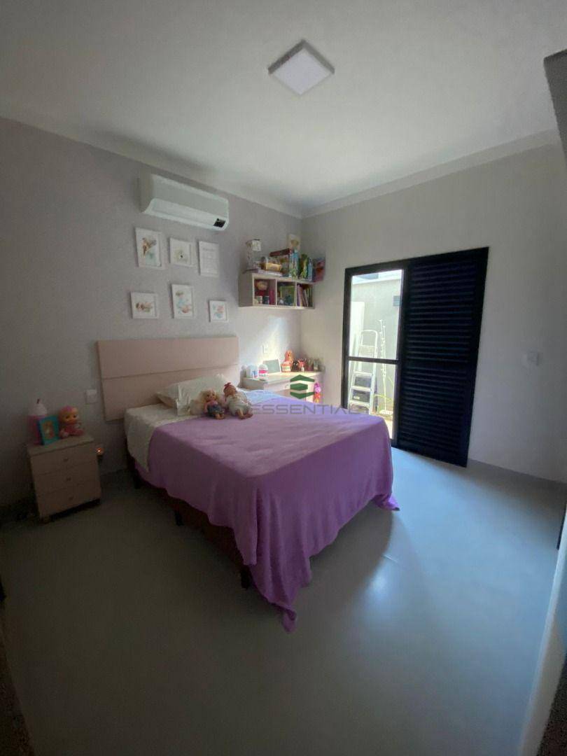 Casa de Condomínio à venda com 3 quartos, 205m² - Foto 33