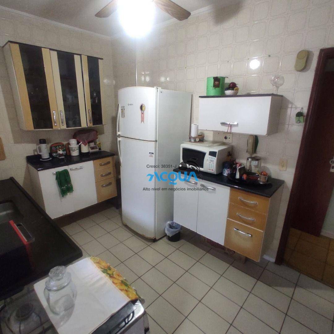 Apartamento à venda com 3 quartos, 110m² - Foto 3