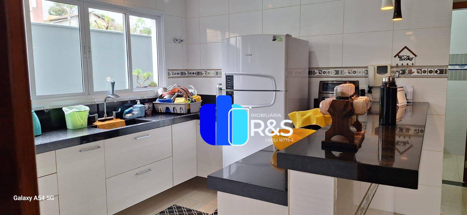 Casa de Condomínio para alugar com 3 quartos, 160m² - Foto 7