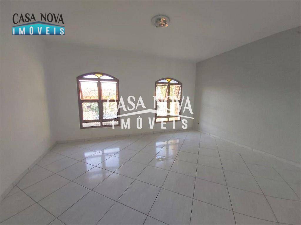 Casa à venda e aluguel com 3 quartos, 267m² - Foto 2