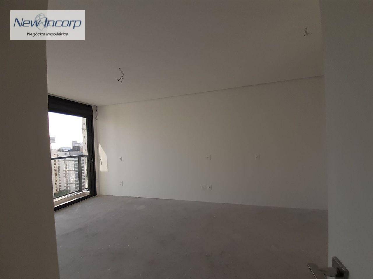 Apartamento à venda com 3 quartos, 205m² - Foto 9