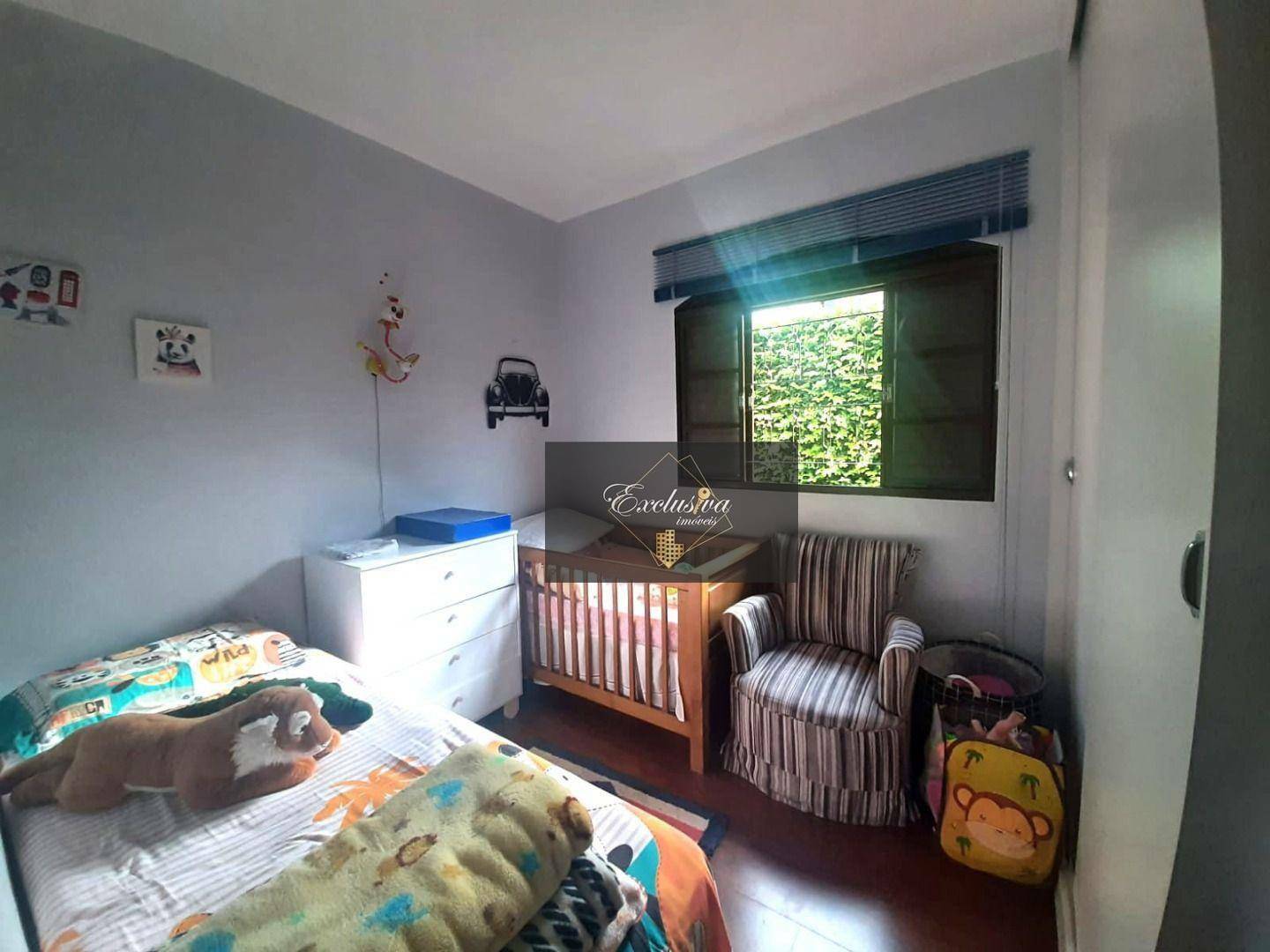 Casa à venda com 3 quartos, 300m² - Foto 15