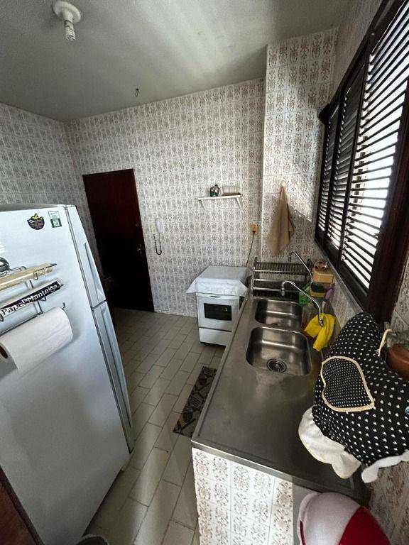 Apartamento à venda com 2 quartos, 110m² - Foto 8