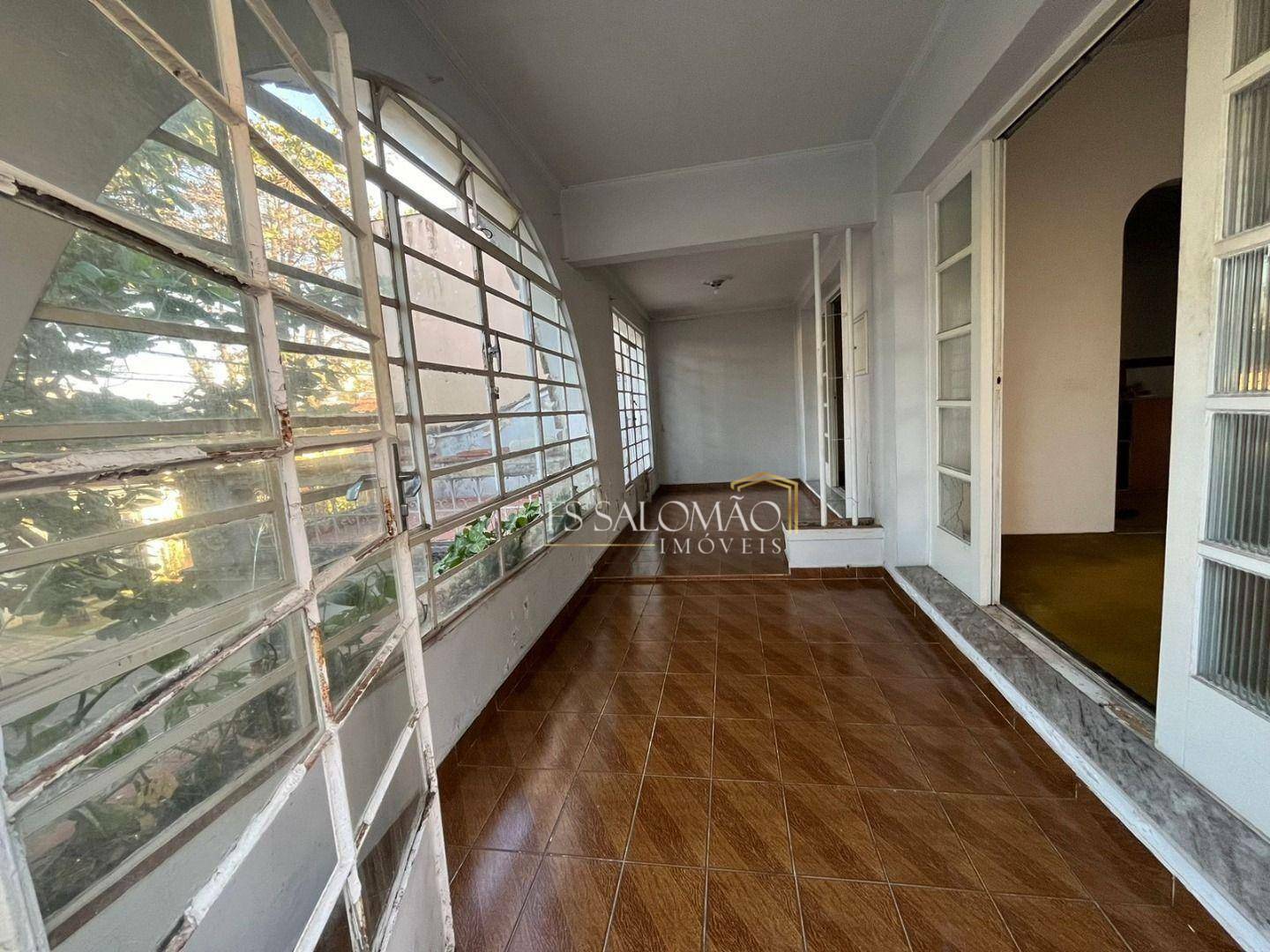 Casa à venda com 3 quartos, 244m² - Foto 16