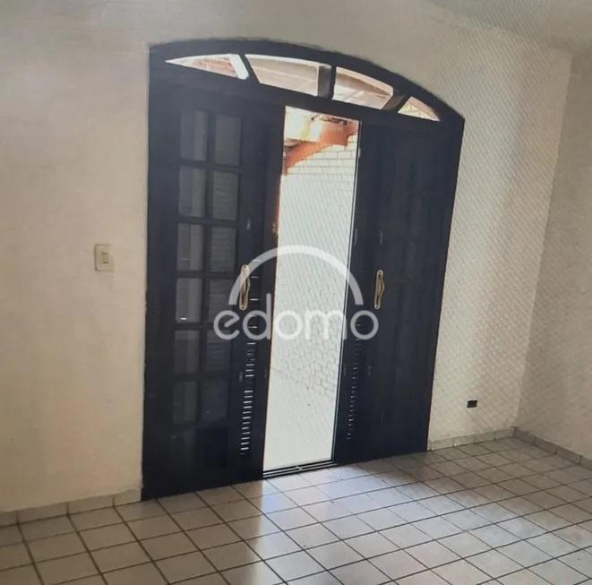 Casa para alugar com 3 quartos, 92m² - Foto 9