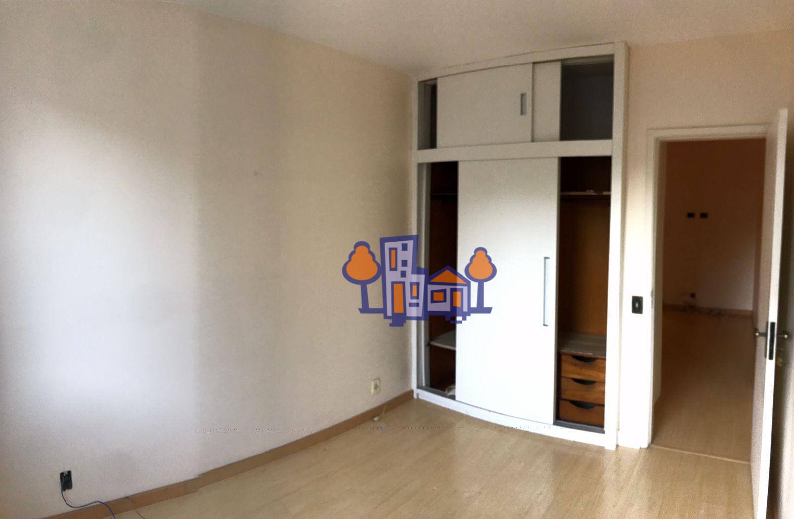 Apartamento à venda com 3 quartos, 180m² - Foto 17