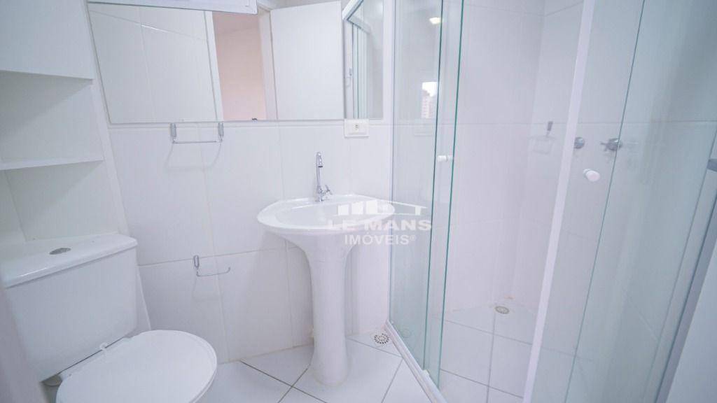 Apartamento à venda e aluguel com 2 quartos, 66m² - Foto 8