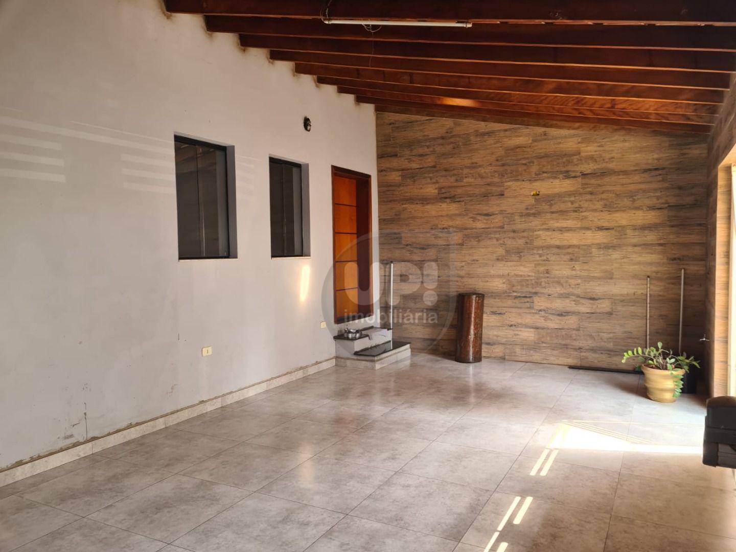 Casa à venda com 3 quartos, 190m² - Foto 2