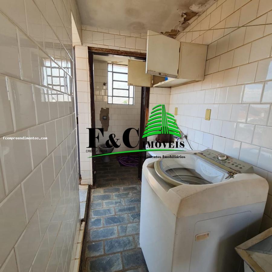 Casa à venda com 3 quartos, 280m² - Foto 12