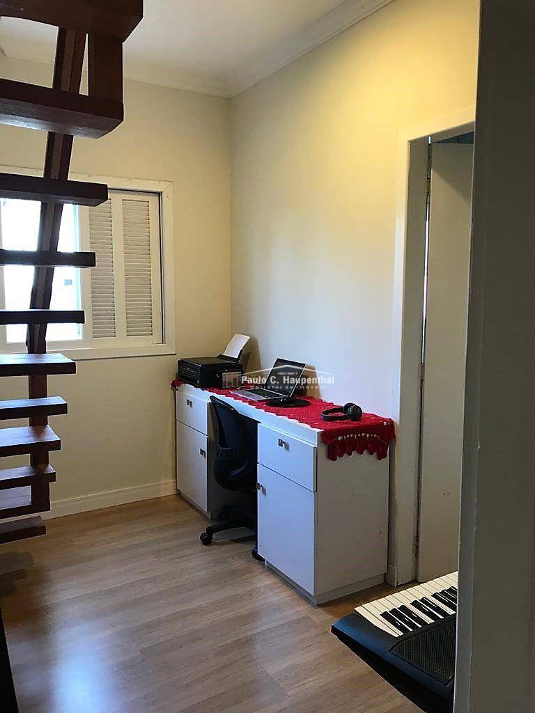 Casa à venda com 3 quartos, 210m² - Foto 14