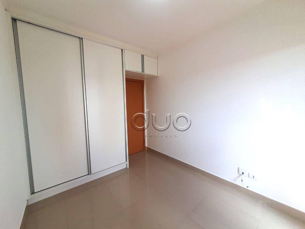 Apartamento para alugar com 3 quartos, 128m² - Foto 15