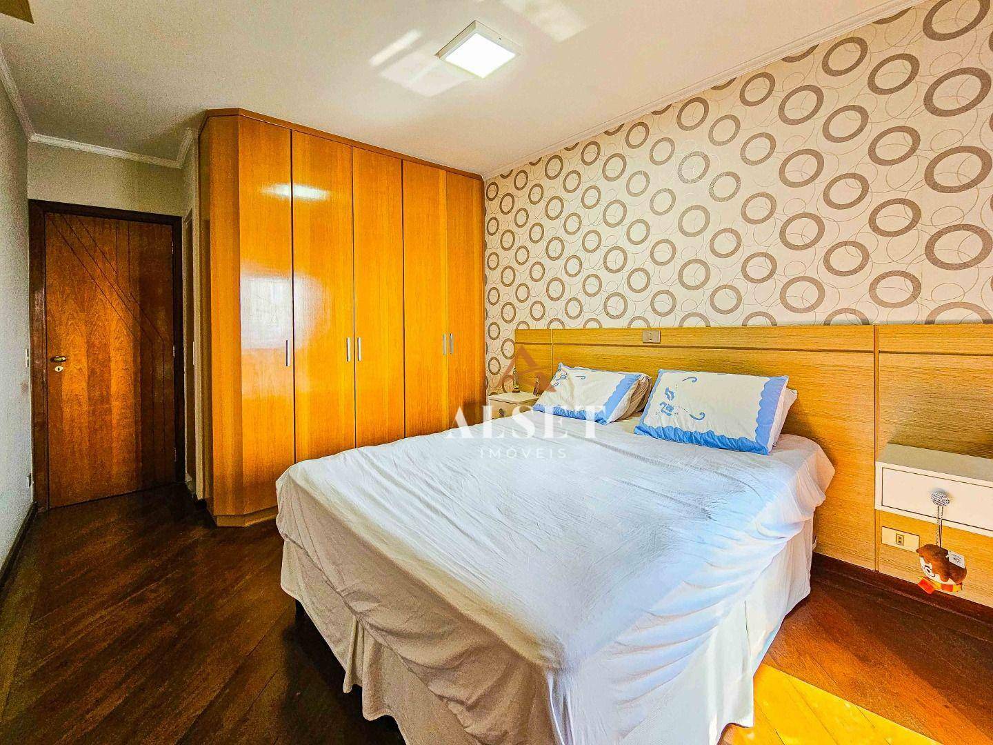 Apartamento à venda com 3 quartos, 125m² - Foto 12