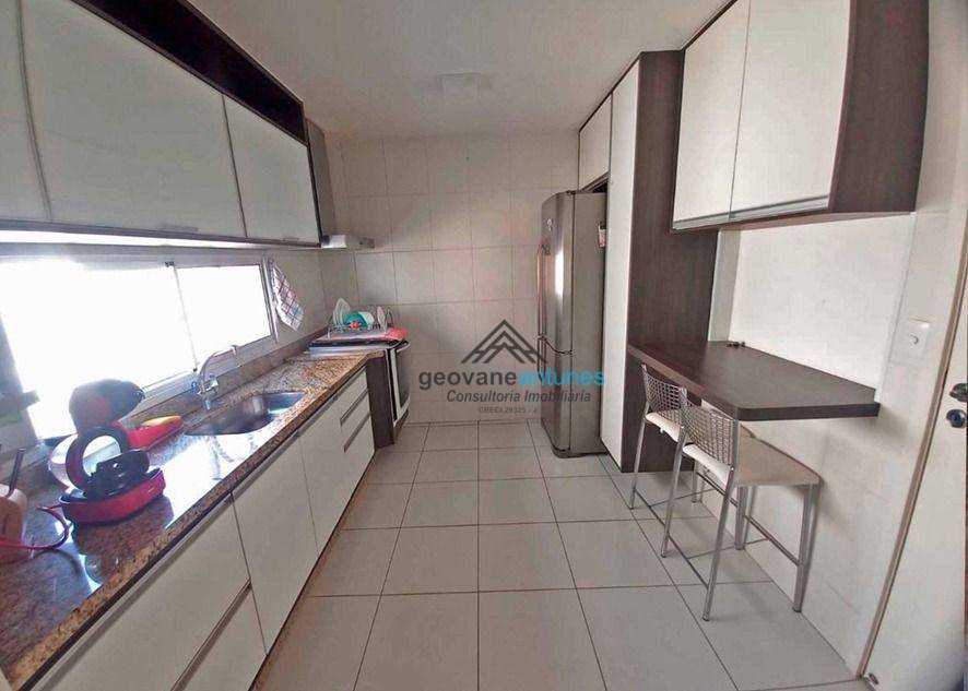 Apartamento à venda com 3 quartos, 112m² - Foto 11