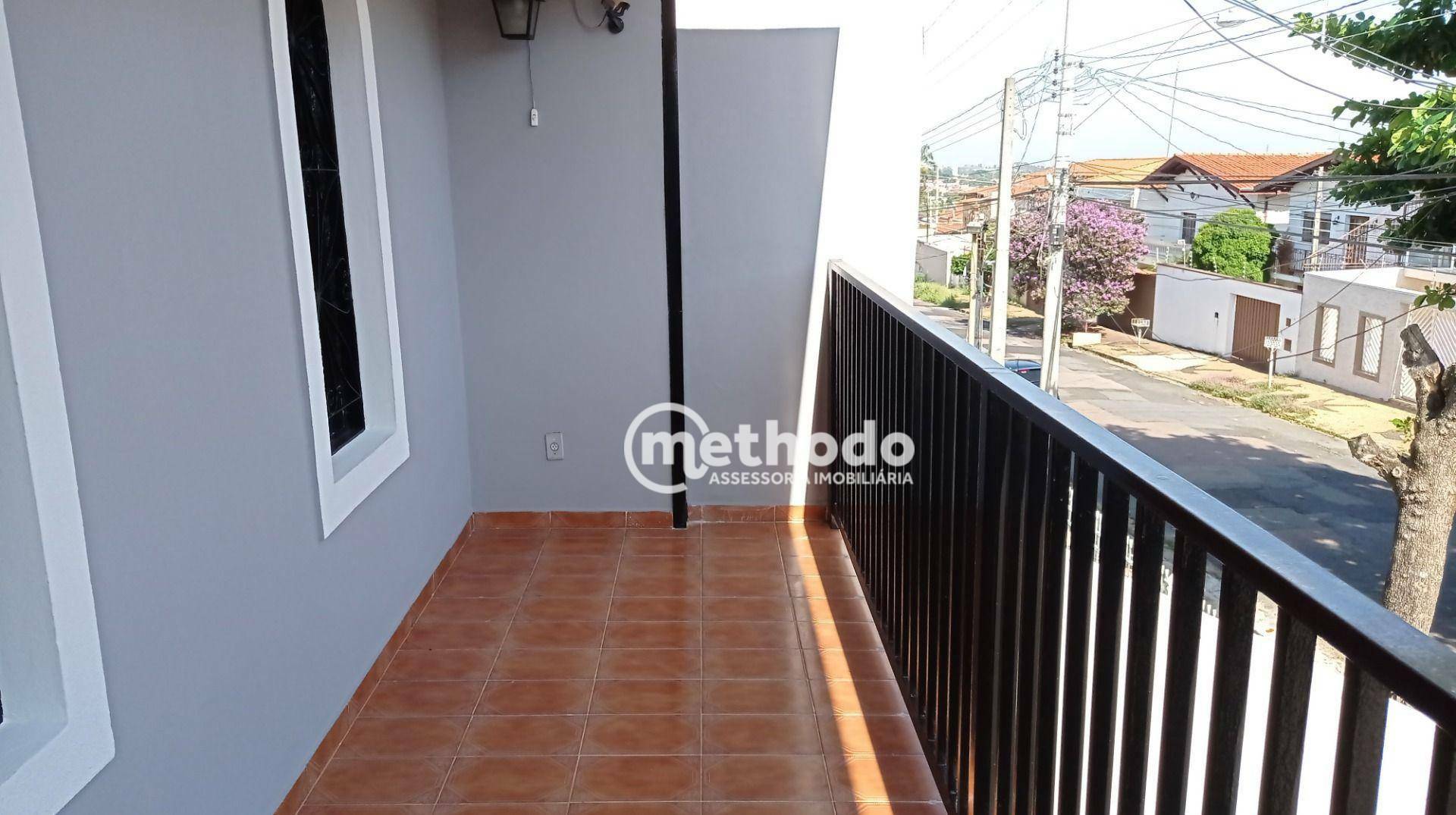 Casa à venda com 3 quartos, 185m² - Foto 4