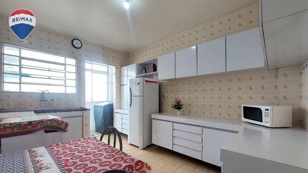 Apartamento à venda com 2 quartos, 71m² - Foto 4