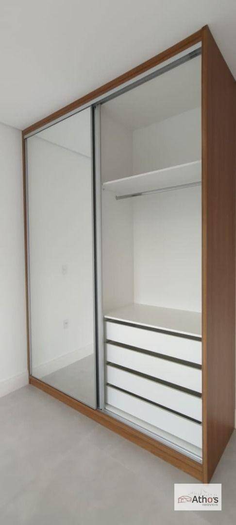 Casa de Condomínio à venda e aluguel com 3 quartos, 198m² - Foto 32