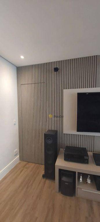 Apartamento à venda com 4 quartos, 151m² - Foto 24