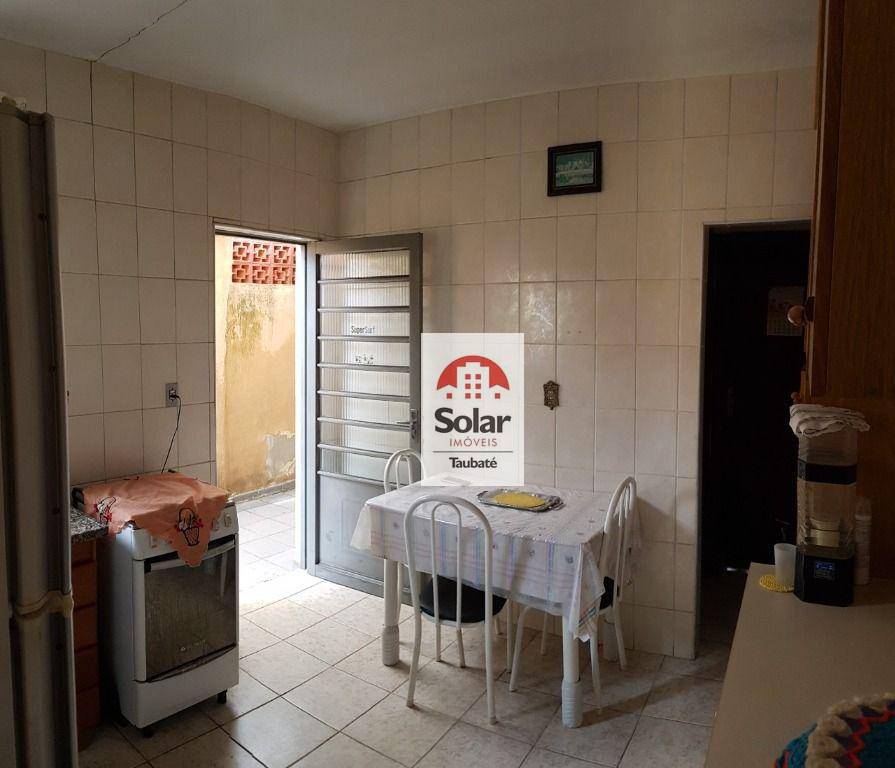 Casa à venda com 2 quartos, 80m² - Foto 3