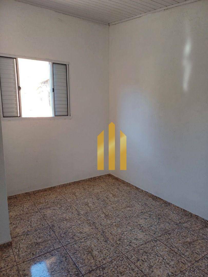 Casa à venda com 1 quarto, 55m² - Foto 7