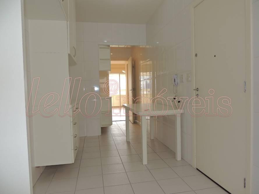 Apartamento à venda com 3 quartos, 169m² - Foto 11