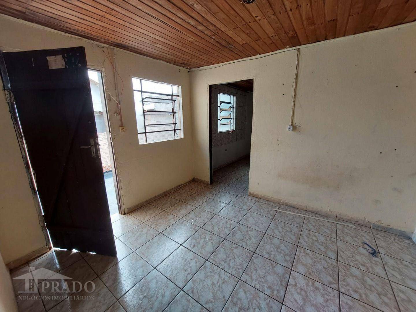 Casa à venda com 4 quartos, 120m² - Foto 2