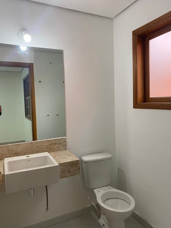 Casa de Condomínio à venda com 4 quartos, 225m² - Foto 10