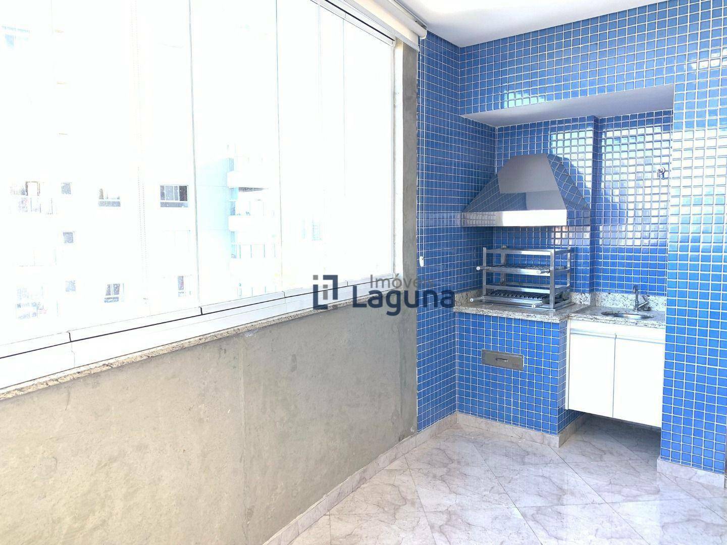 Apartamento à venda com 3 quartos, 158m² - Foto 3